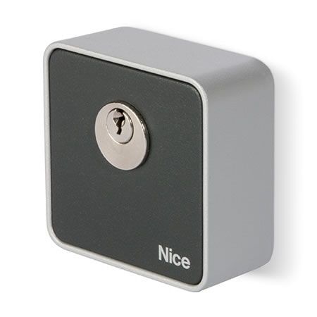 PUERTAS MOTORES Y ACCESORIOS PMA S.A.S, selector de llave.