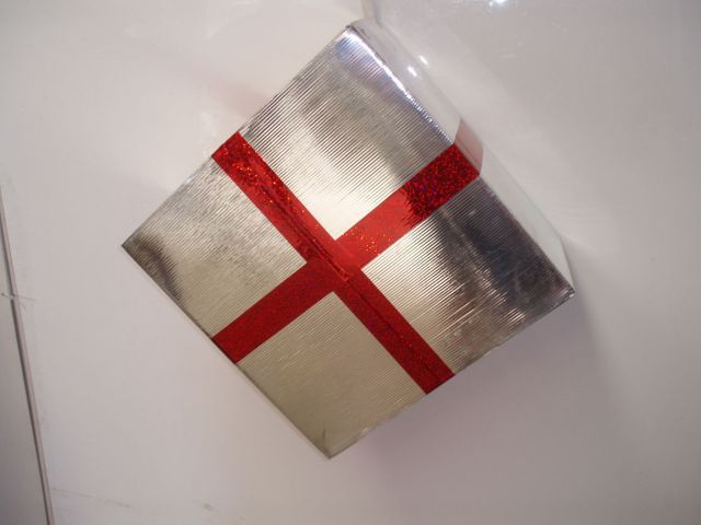 silver and red present