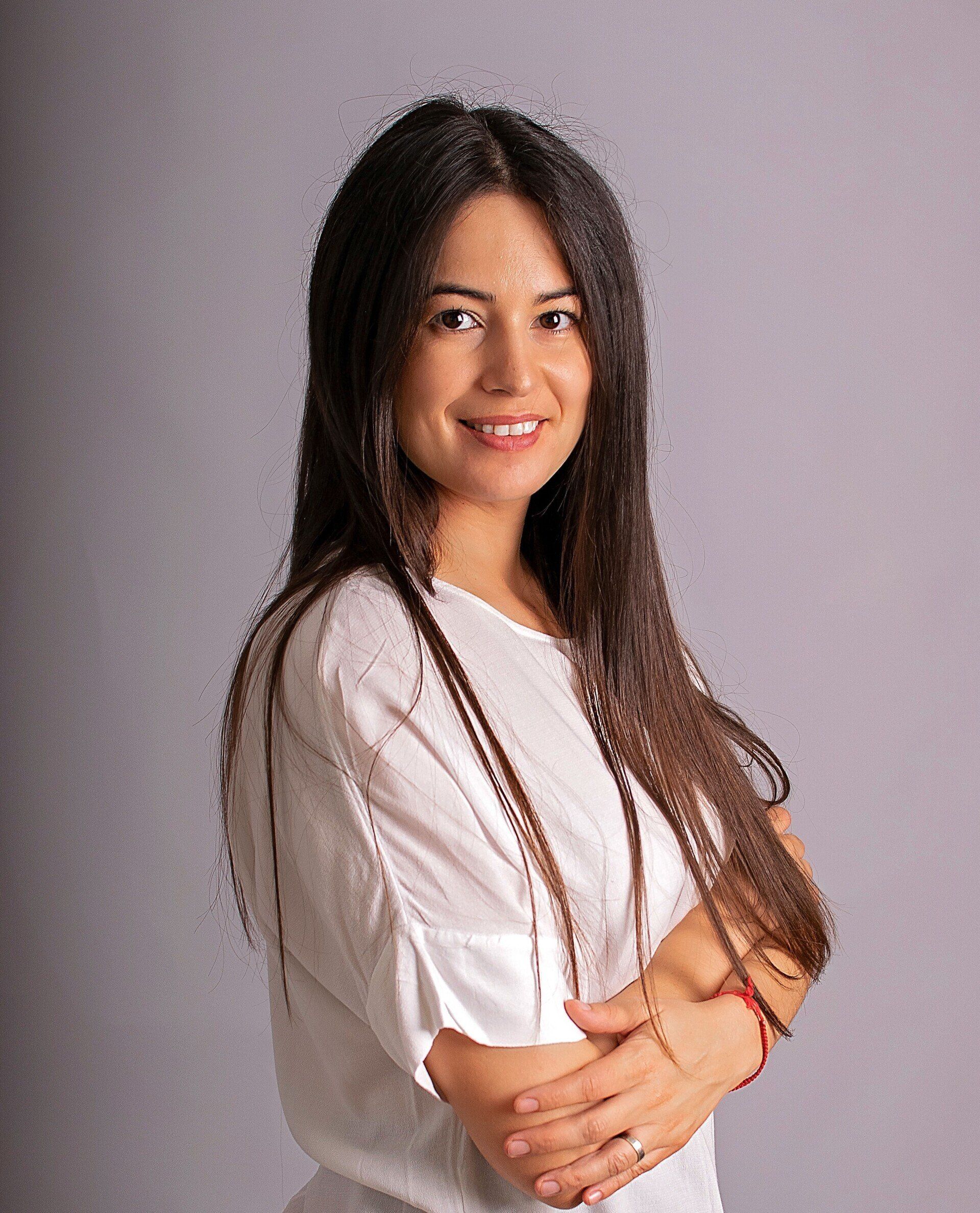 Abi Alvarez Sesiones 1:1 y talleres grupales. Modalidad presencial y en línea.