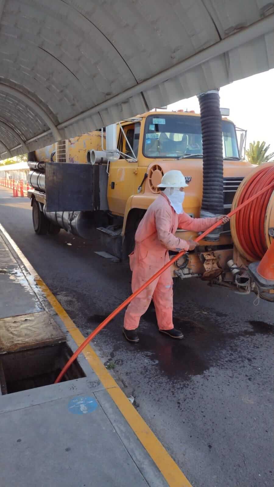 DESAZOLVES Y MANTENIMIENTO INDUSTRIAL DEMIMX 