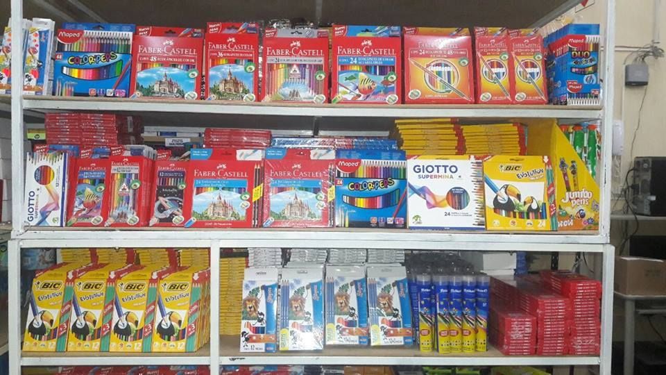 Distribución y venta de papelería