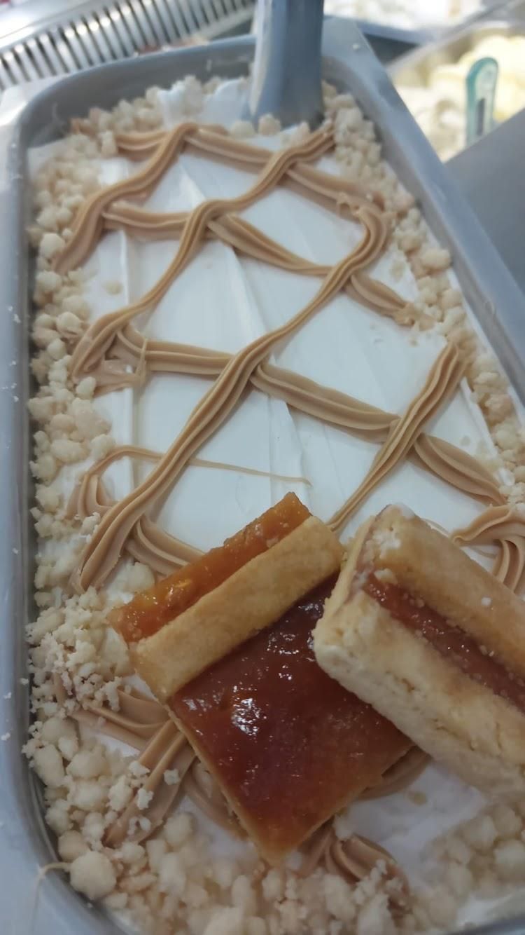 gelateria - incantesimo del gusto gelato artigianale