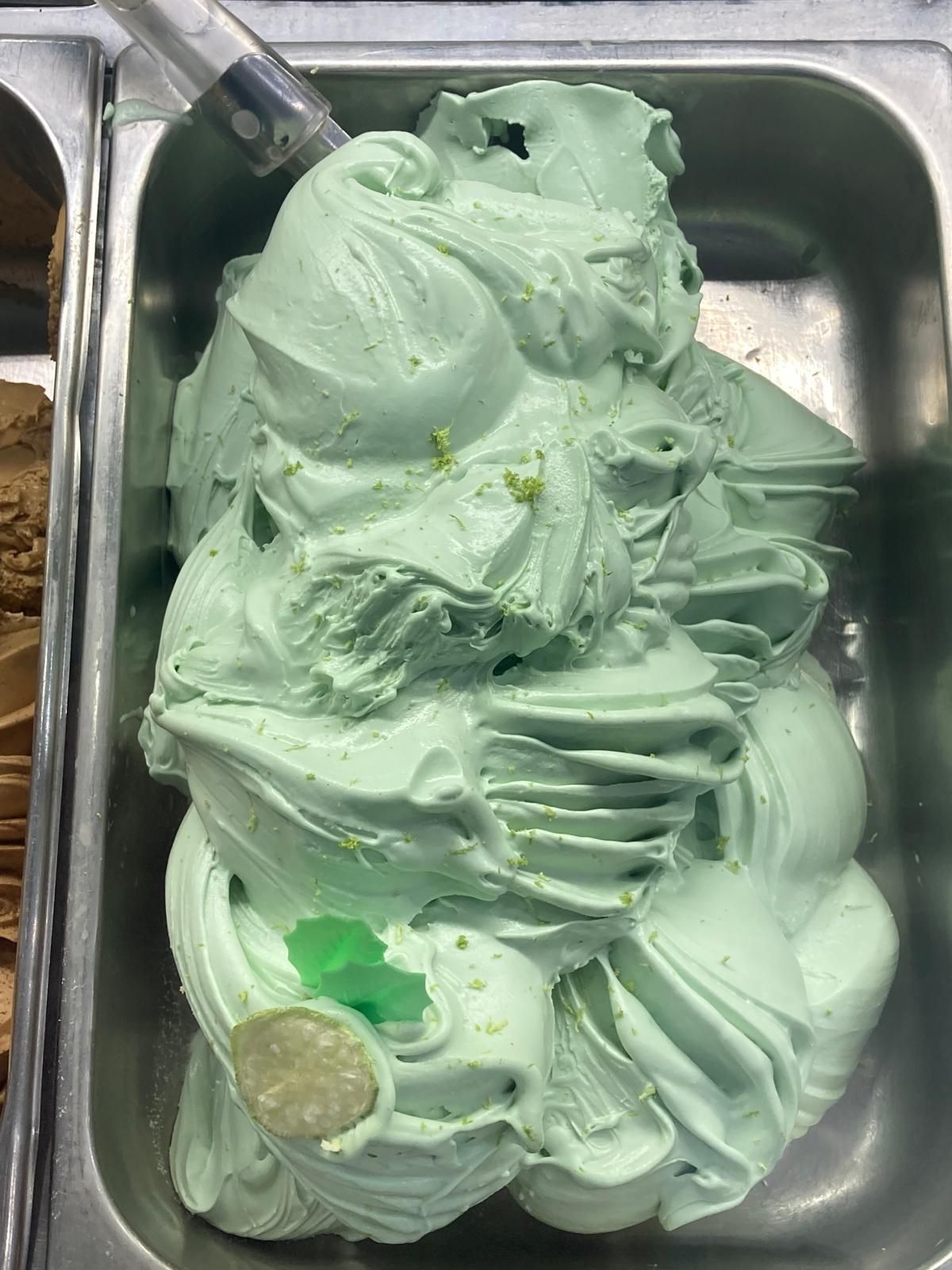 gelateria - incantesimo del gusto gelato artigianale