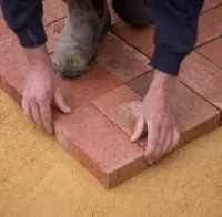 jerry-yardworks-brick-laying
