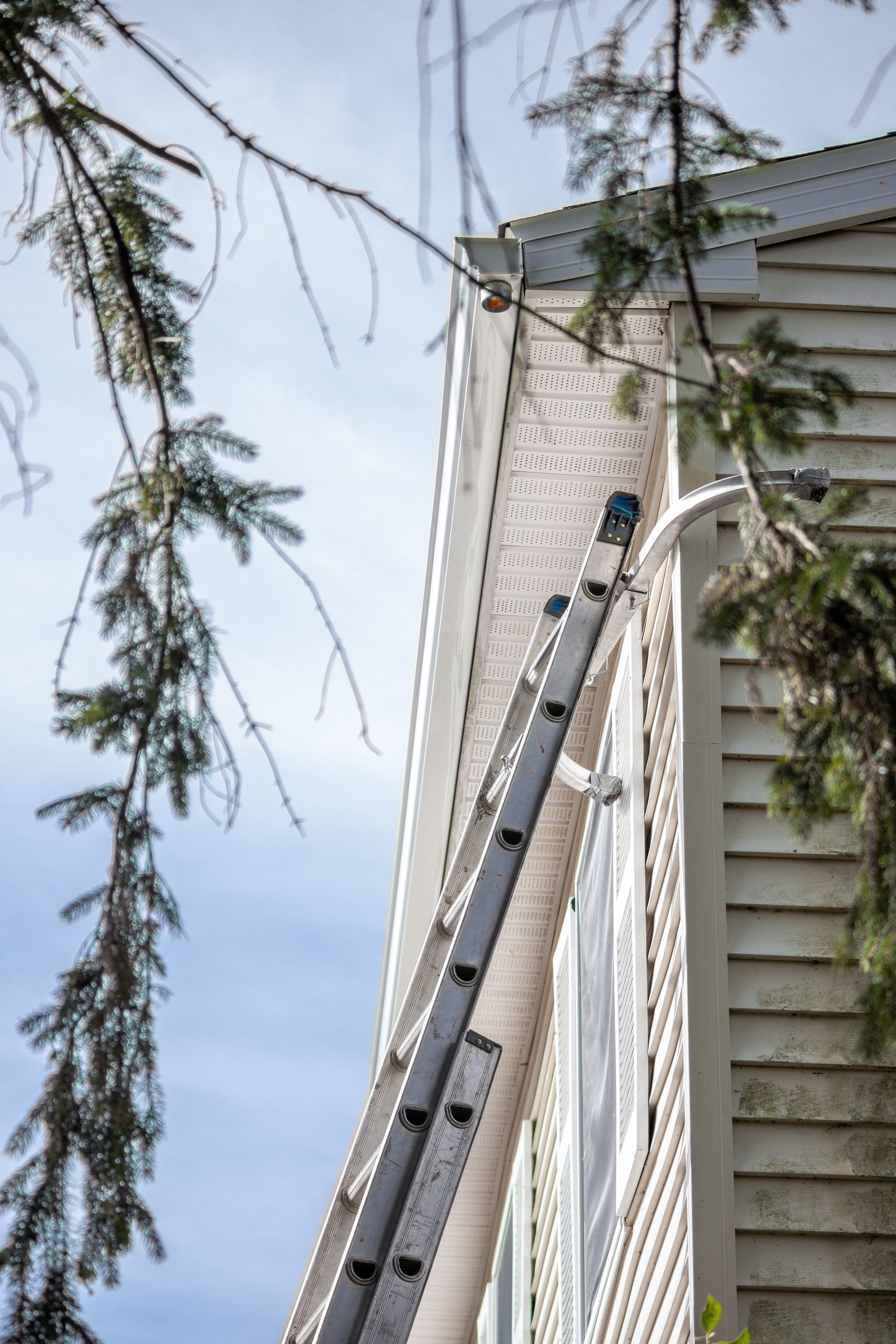 Gutter installation process