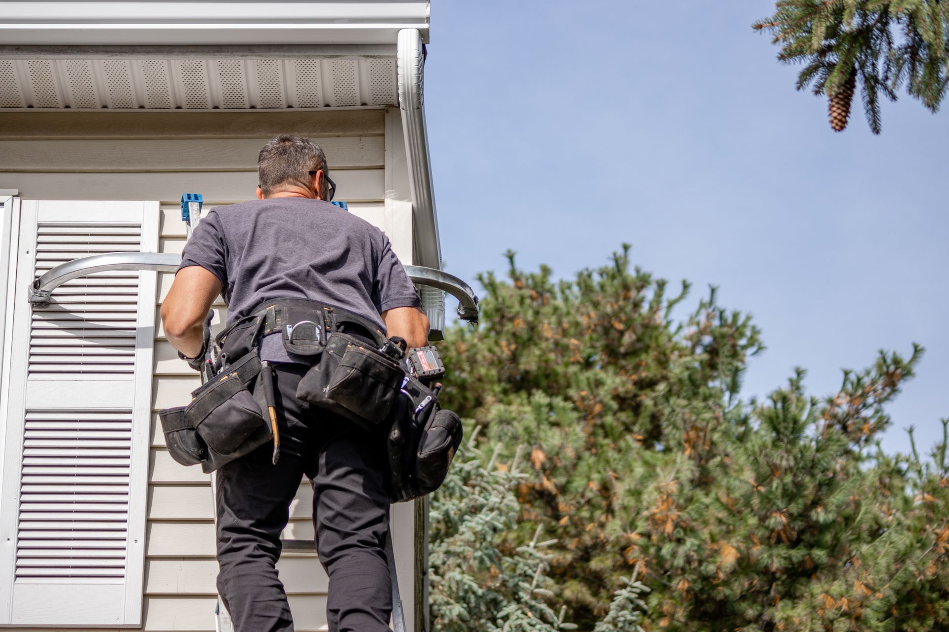 Gutter installation process