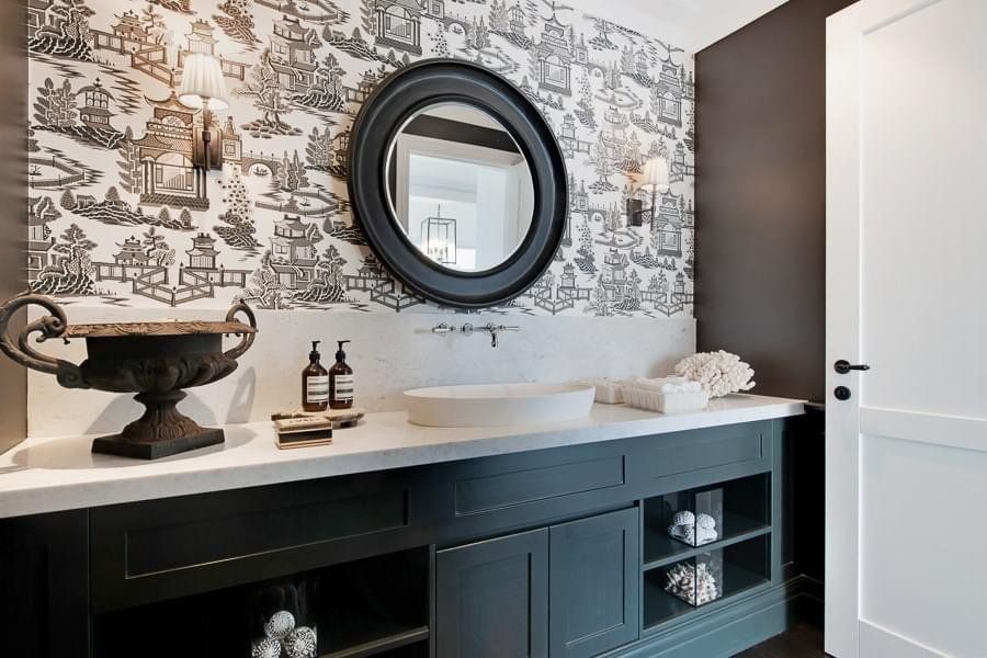 Elegant Bathroom With Circle Mirror | Newcastle, NSW | DSR Plumbing