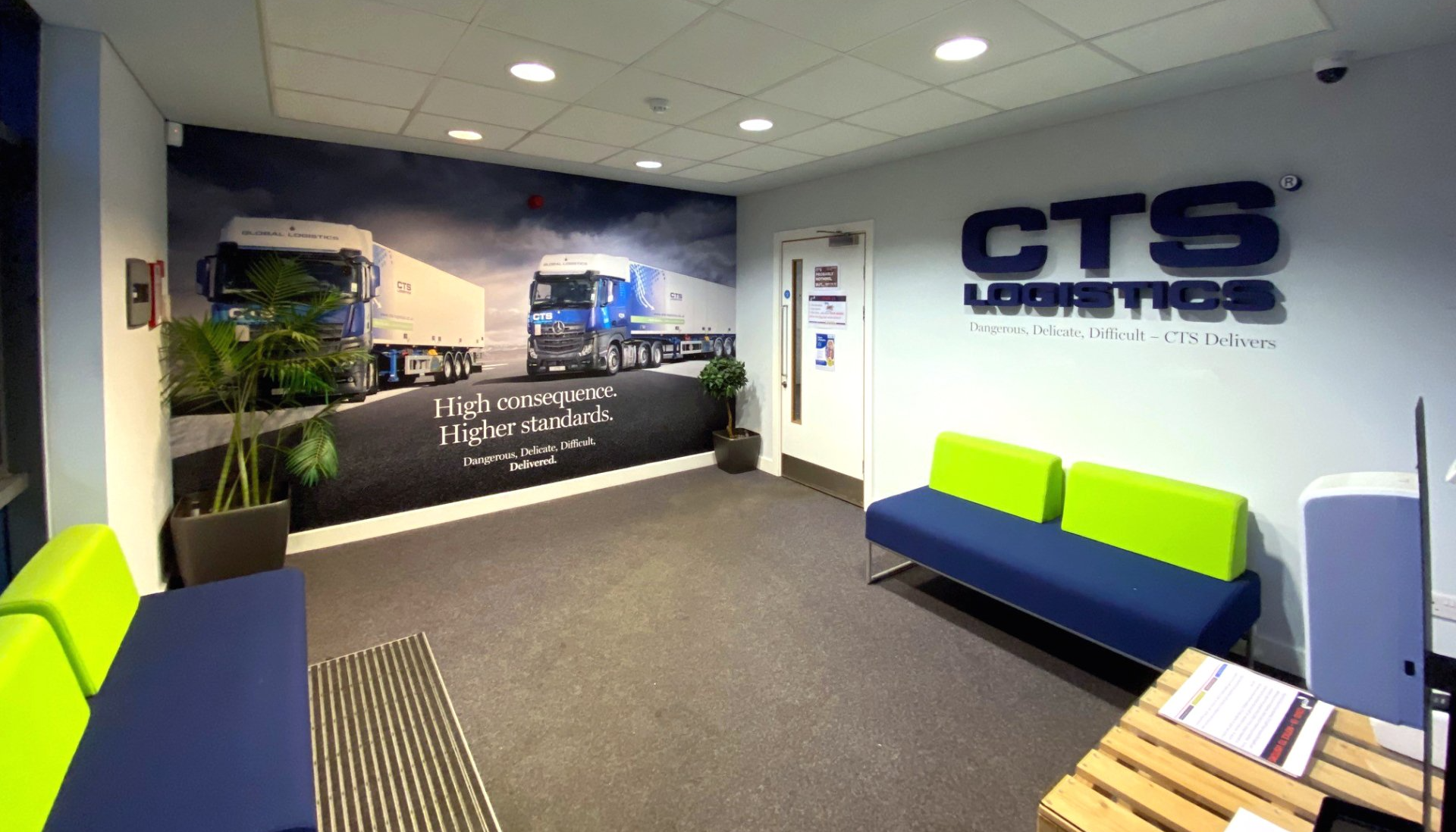 A waiting room with a sign that says cts logistics