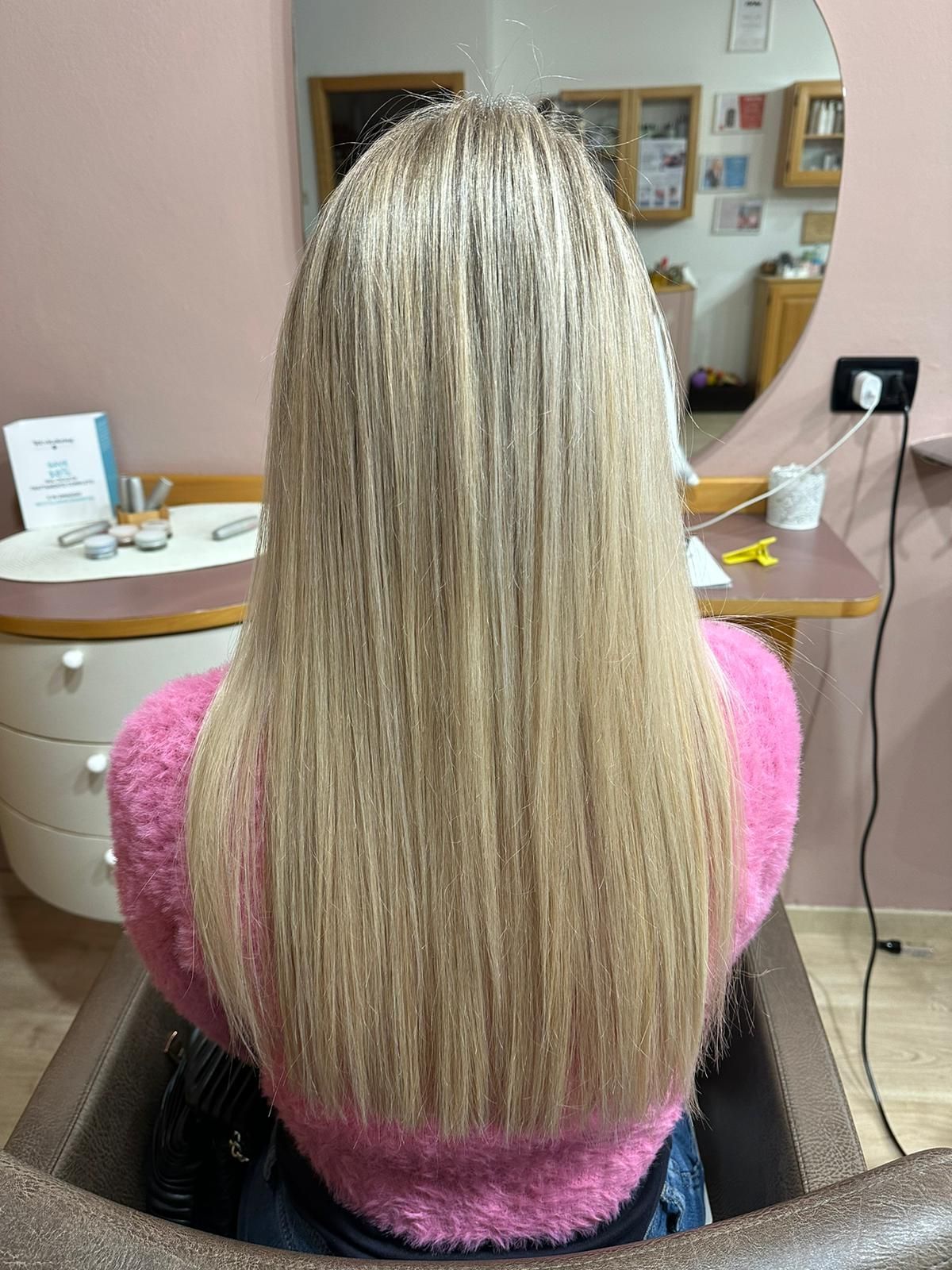 capelli lunghi biondi