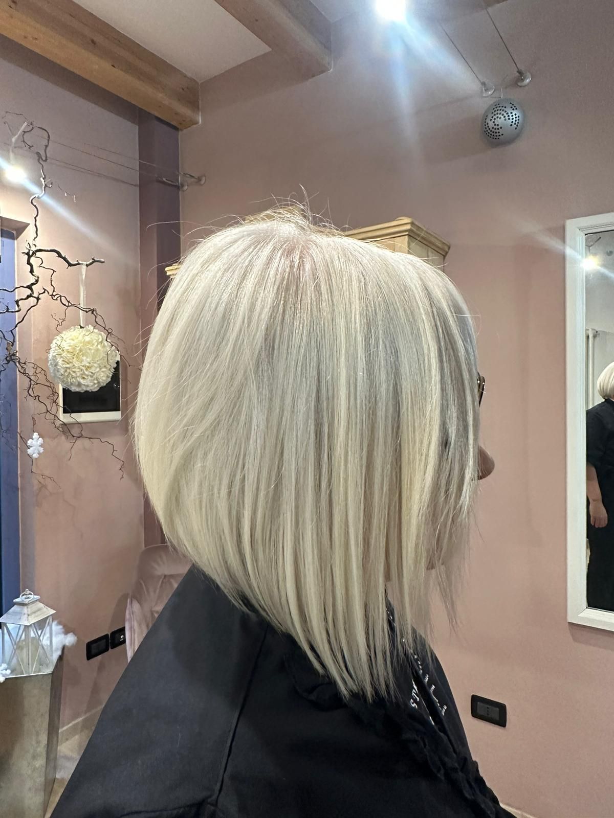 carrè capelli biondi