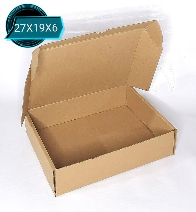Una caja de cartón marrón con la tapa abierta