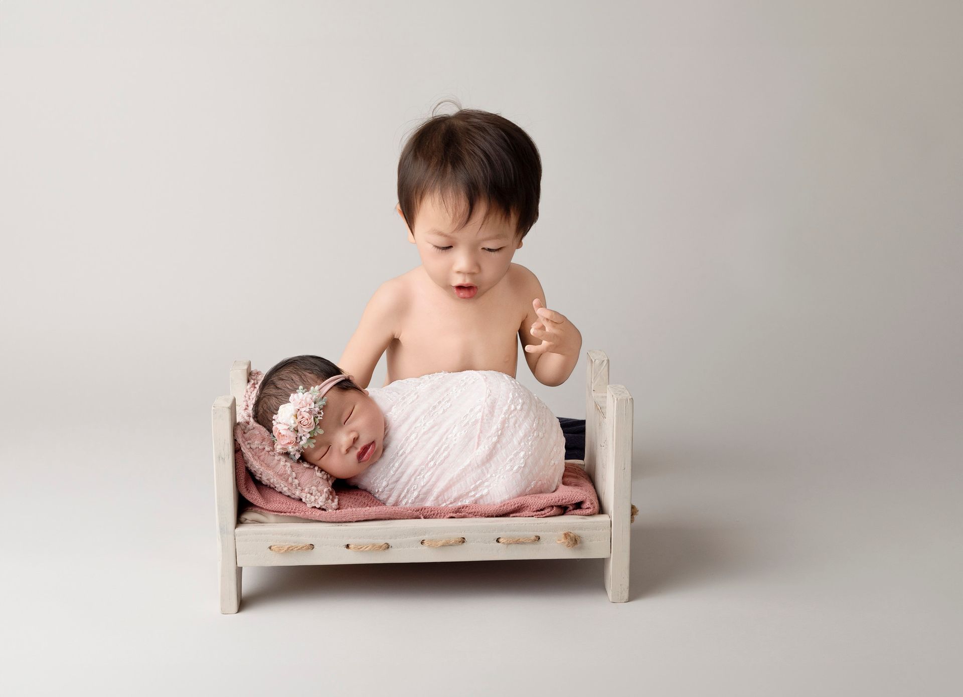Los Angeles Newborn Photographer