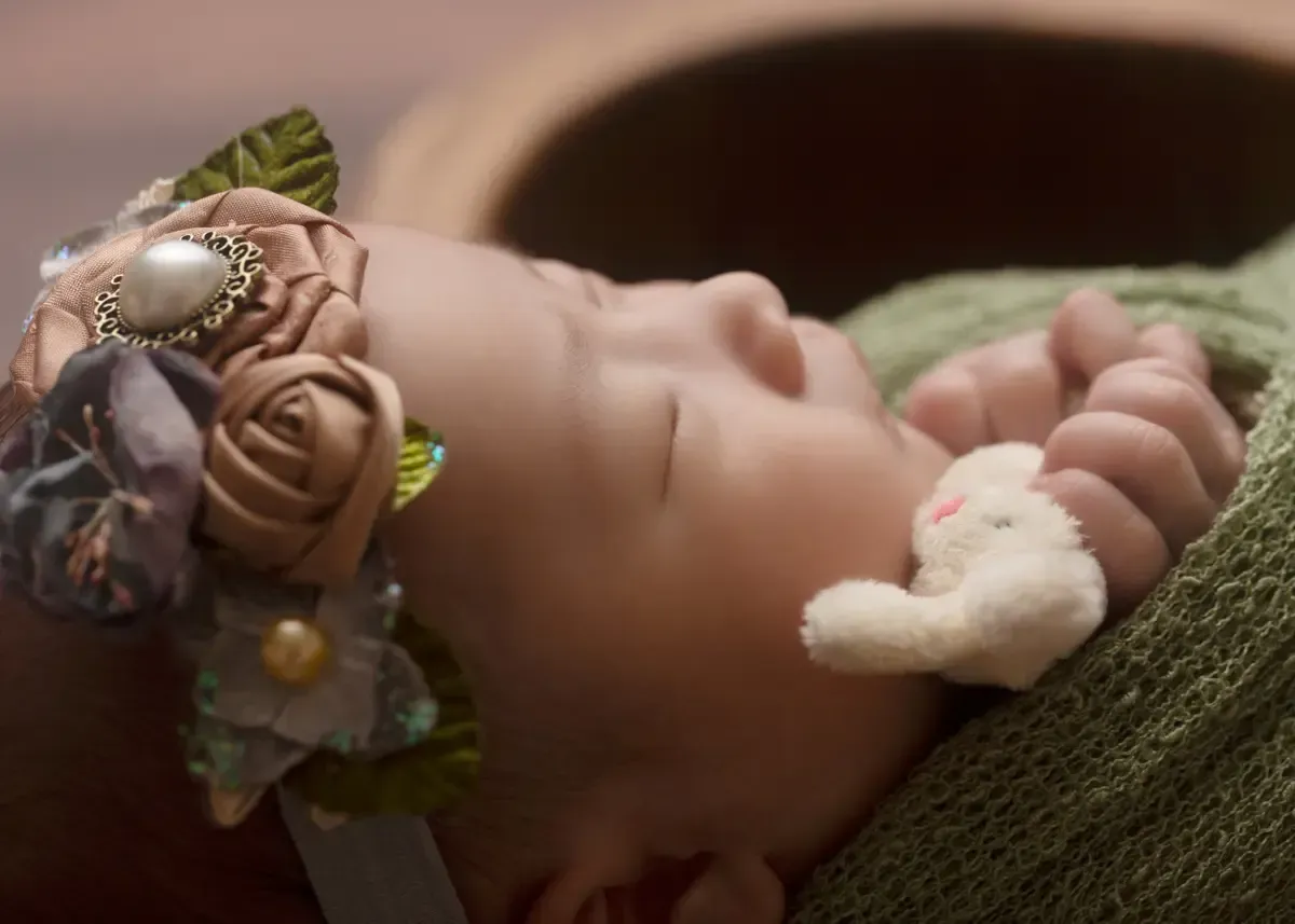 Detail  shot of girl newborn eyes 