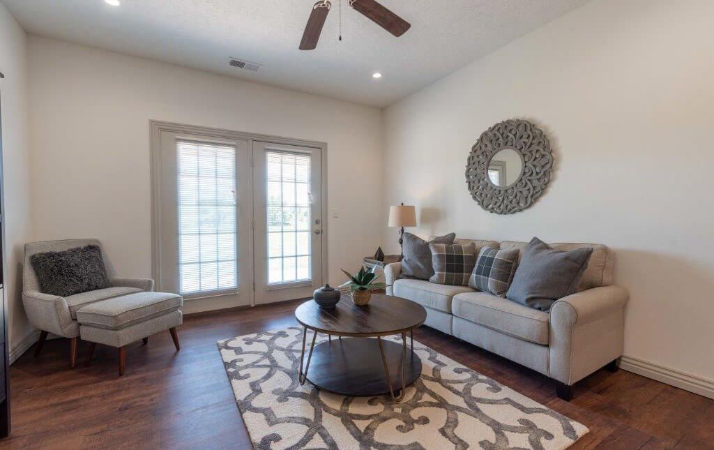 The Villages at James River interior