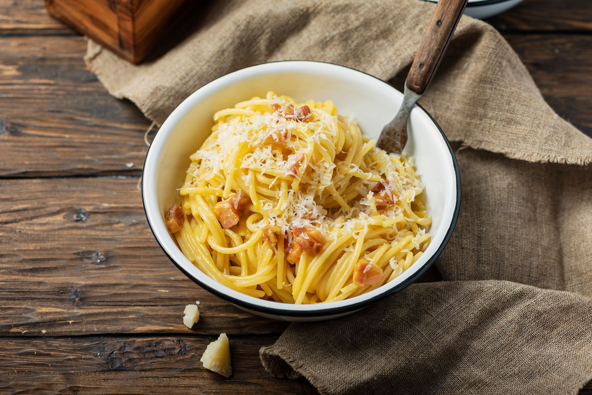 receita-especial-que-seu-pai-vai-ama-macarrao-a-carbonara