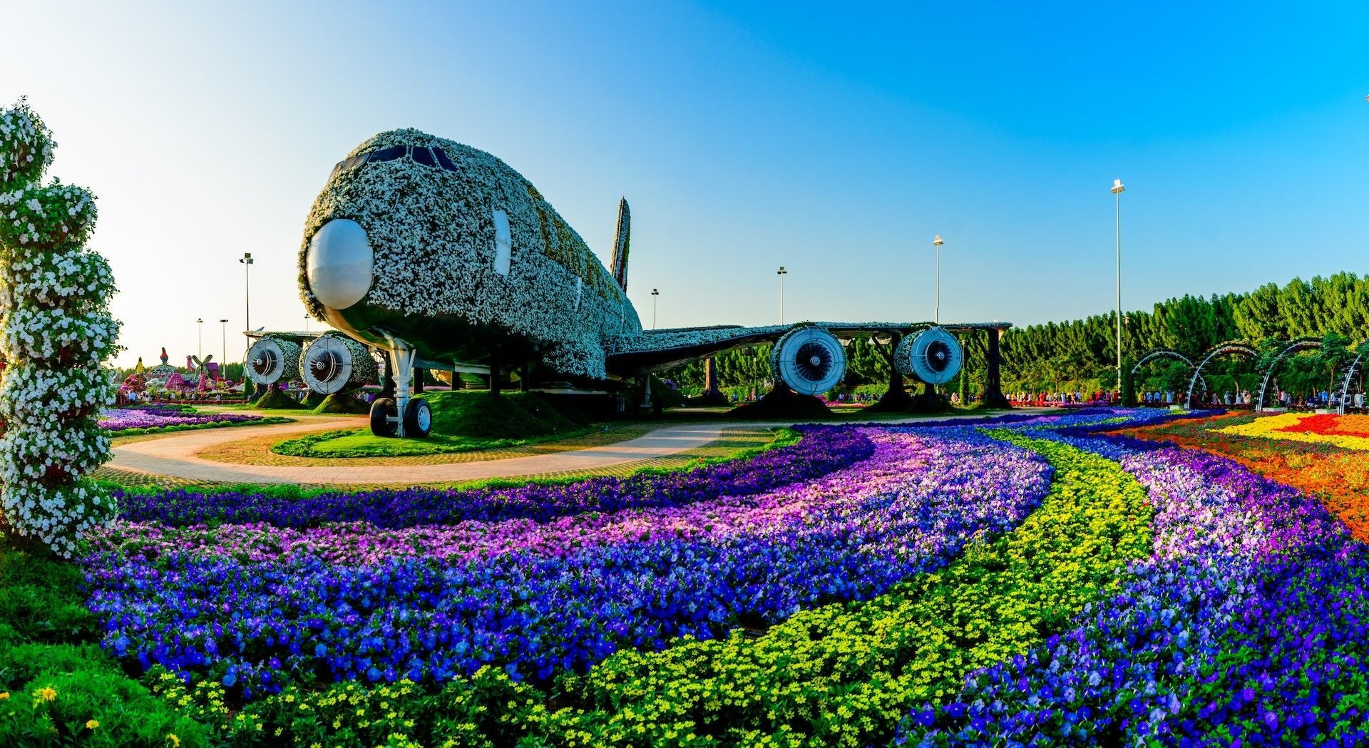 Miracle Garden with Tour Visionary