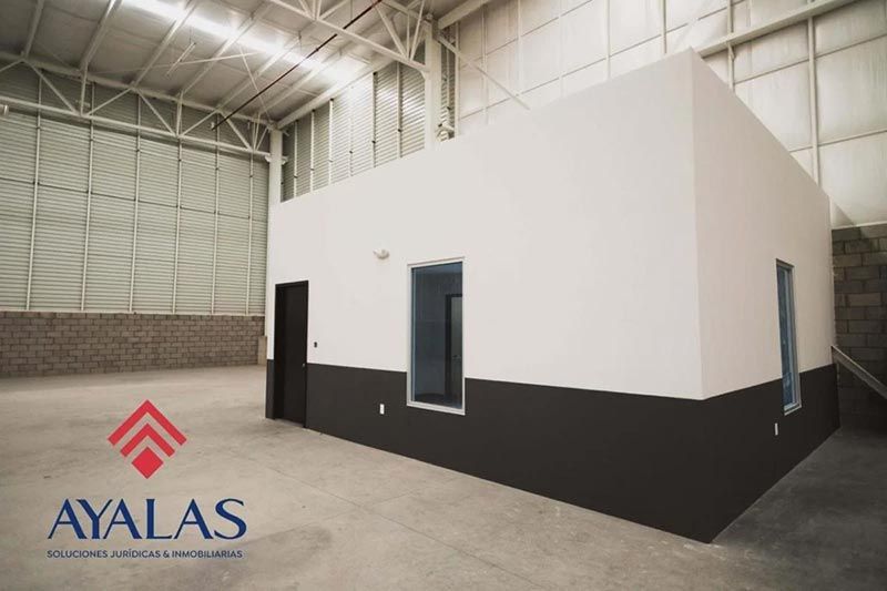 Renta Bodega Comercial 1500 m² en Calzada Coronel Esteban Cantú 2689, Crnl. Mexicali
