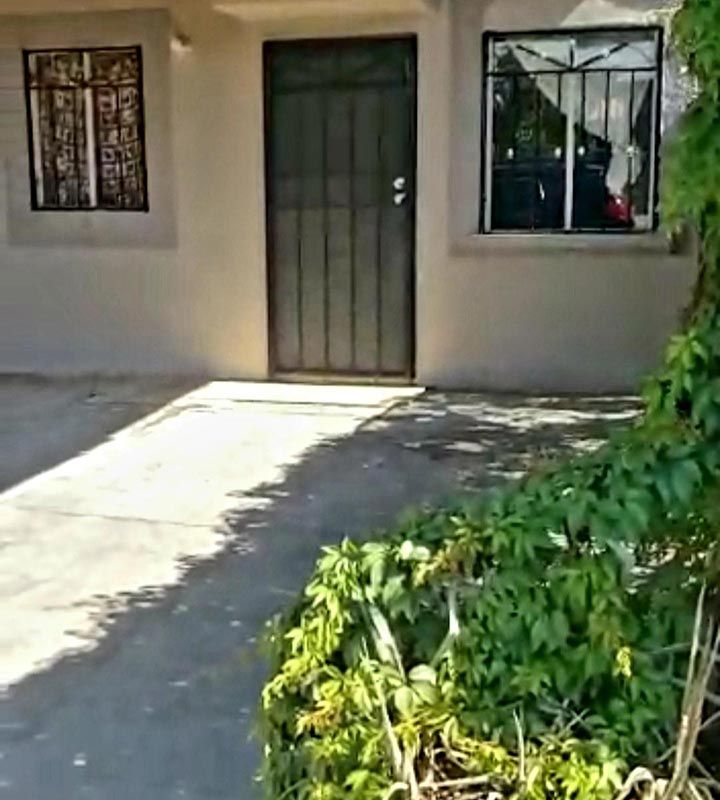 Casa en renta 69 m solo para empresas fraccionamiento portales II