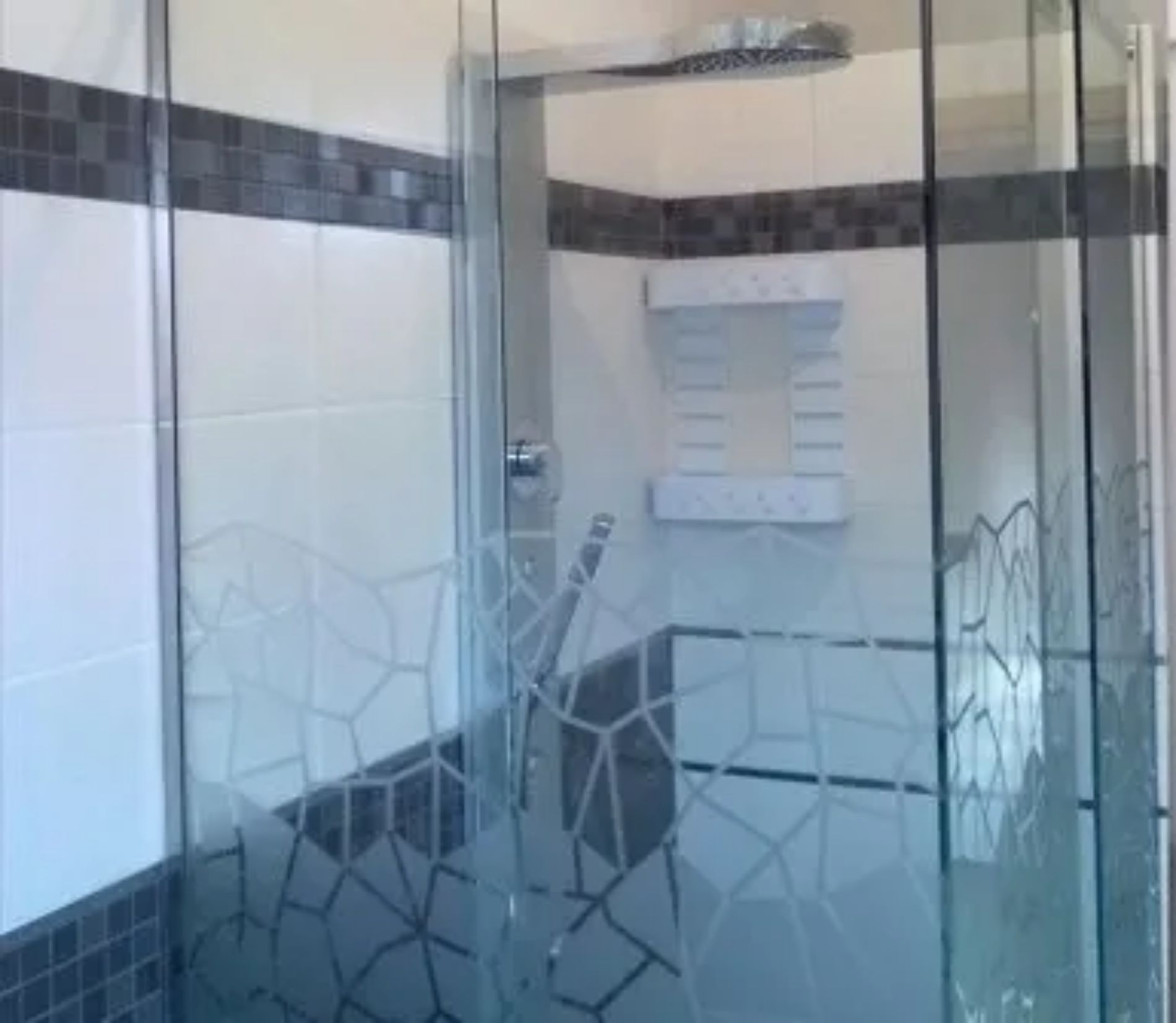 vetrate decorate per box doccia