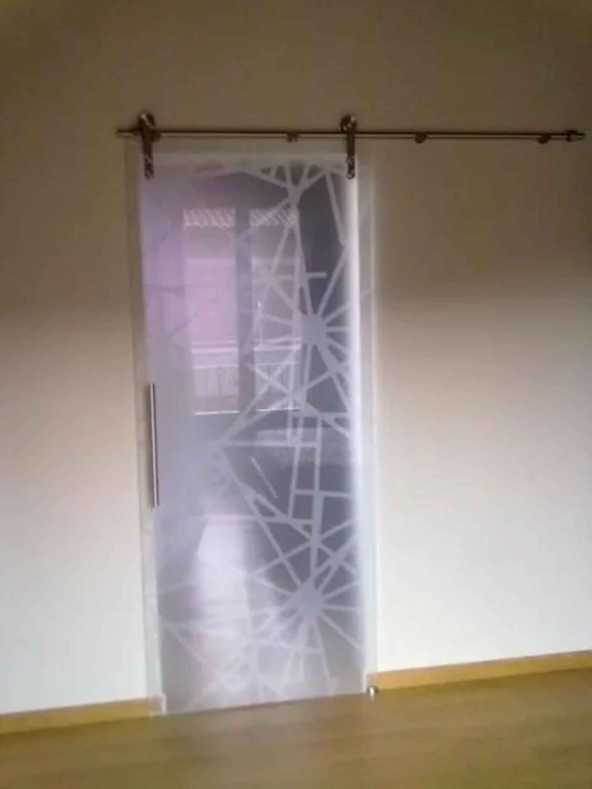 porta scorrevole in vetro opaco