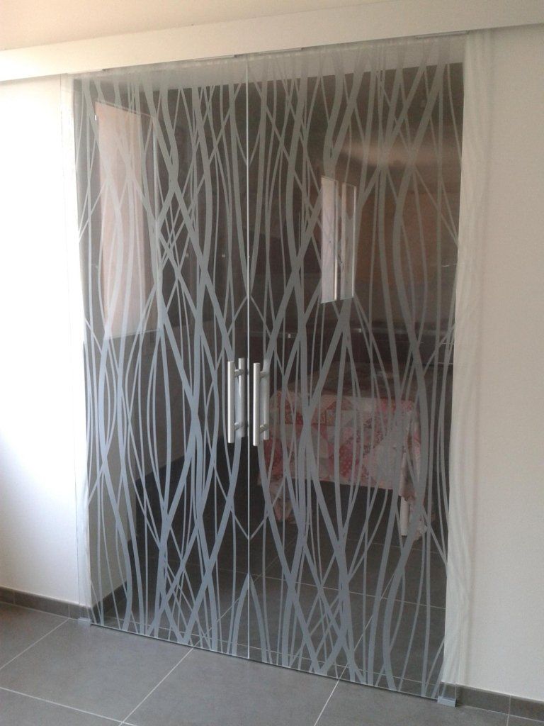 porta a vetri con decorazione