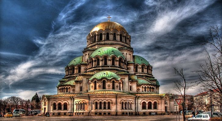  TWO OF THE OLDEST CIVILIZATIONS IN EUROPE BULGARIA & ROMANIA