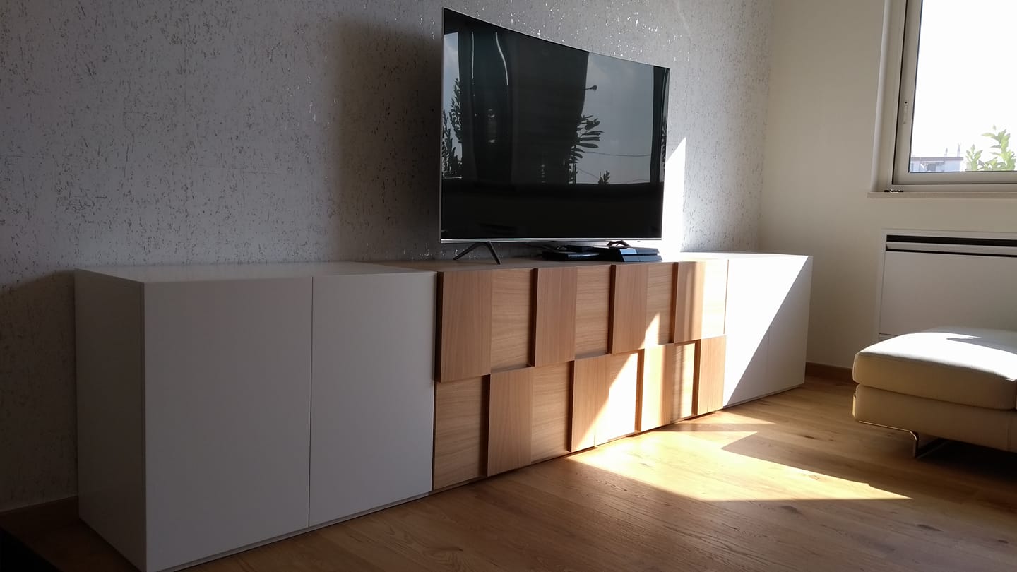 mobile per televisione