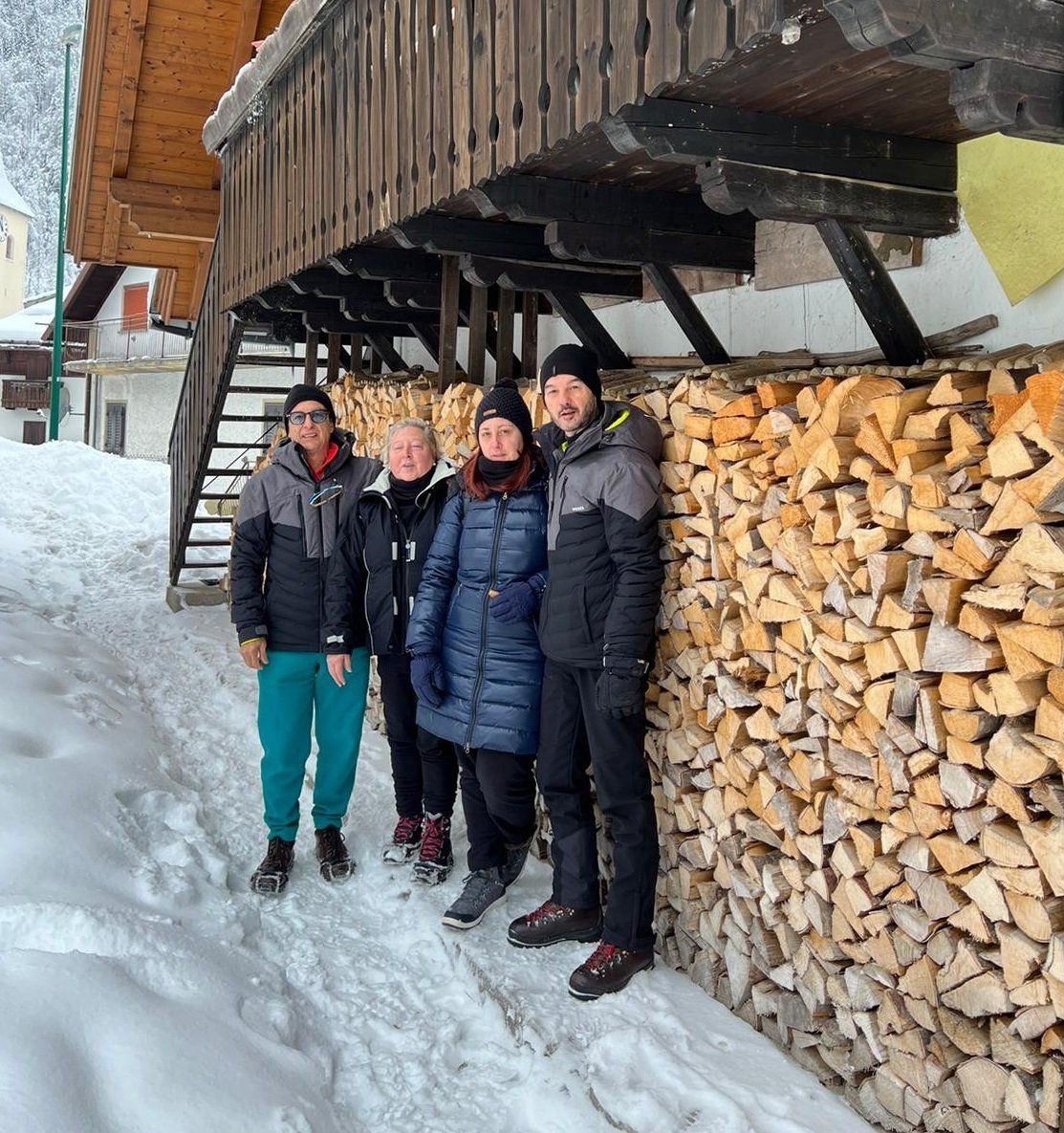 Quest'anno abbiamo alloggiato a Valbruna48, ci siamo trovati molto bene, la casa molto spaziosa, calda e accogliente, sicuramente ripeteremo l' esperienza.