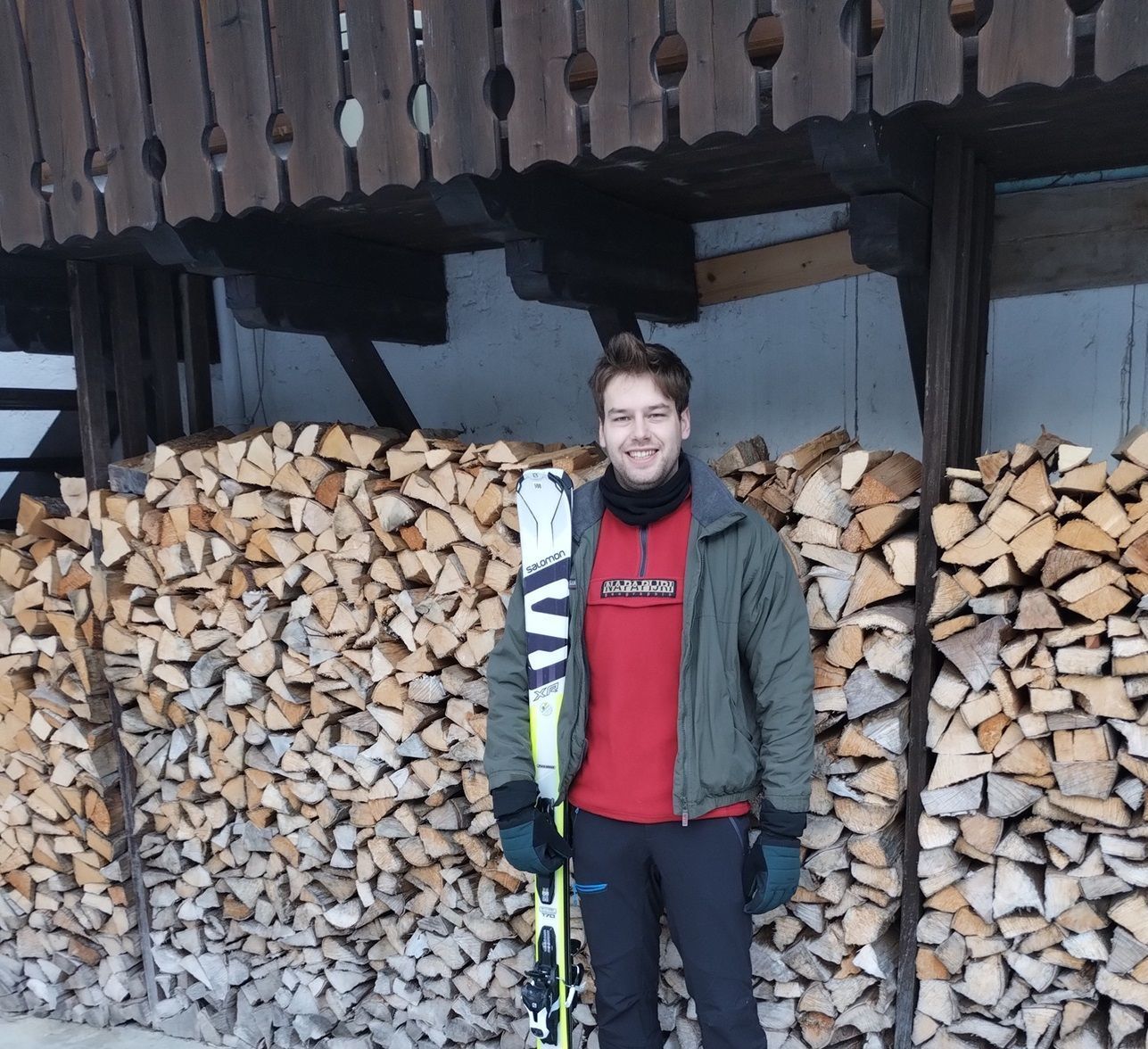 Ho scoperto per caso questa bella casa a Valbruna nella val canale.Ampia comoda, internet che funziona molto bene e a pochi chilometri dalle piste di Tarvisio.Siamo stati in cinque tutti molto comodi.Lo consiglio T.B.