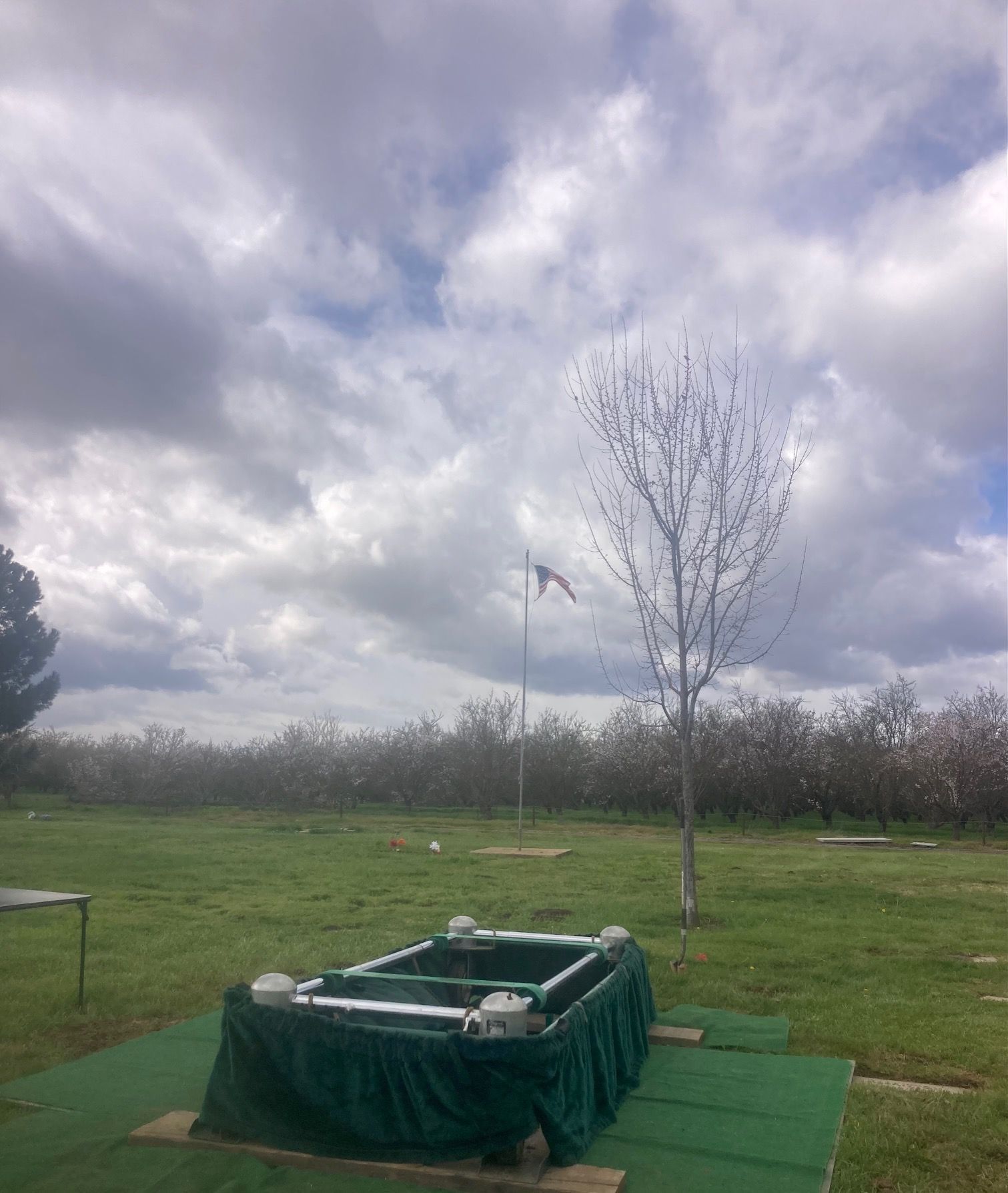 Farmington Memorial Park Cemetery grounds