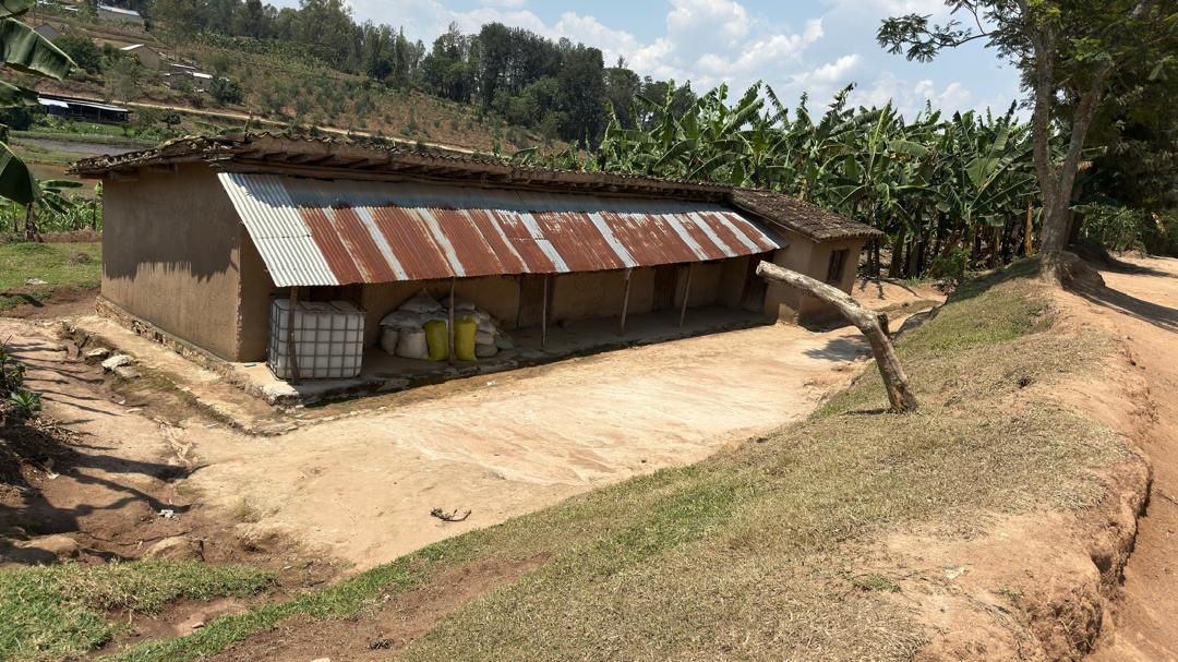 rusty and runn down old offices at village of hope