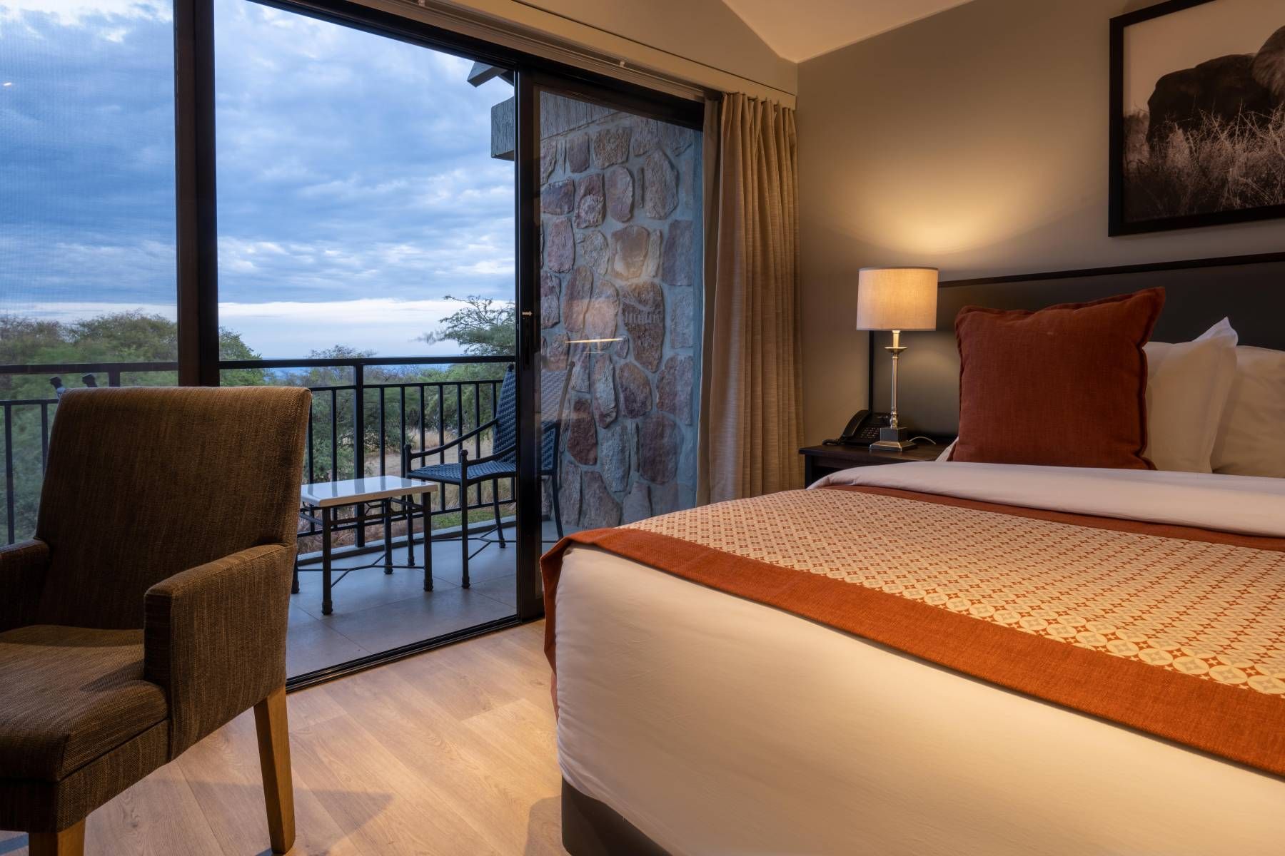balcony room at akagera game lodge by mantis