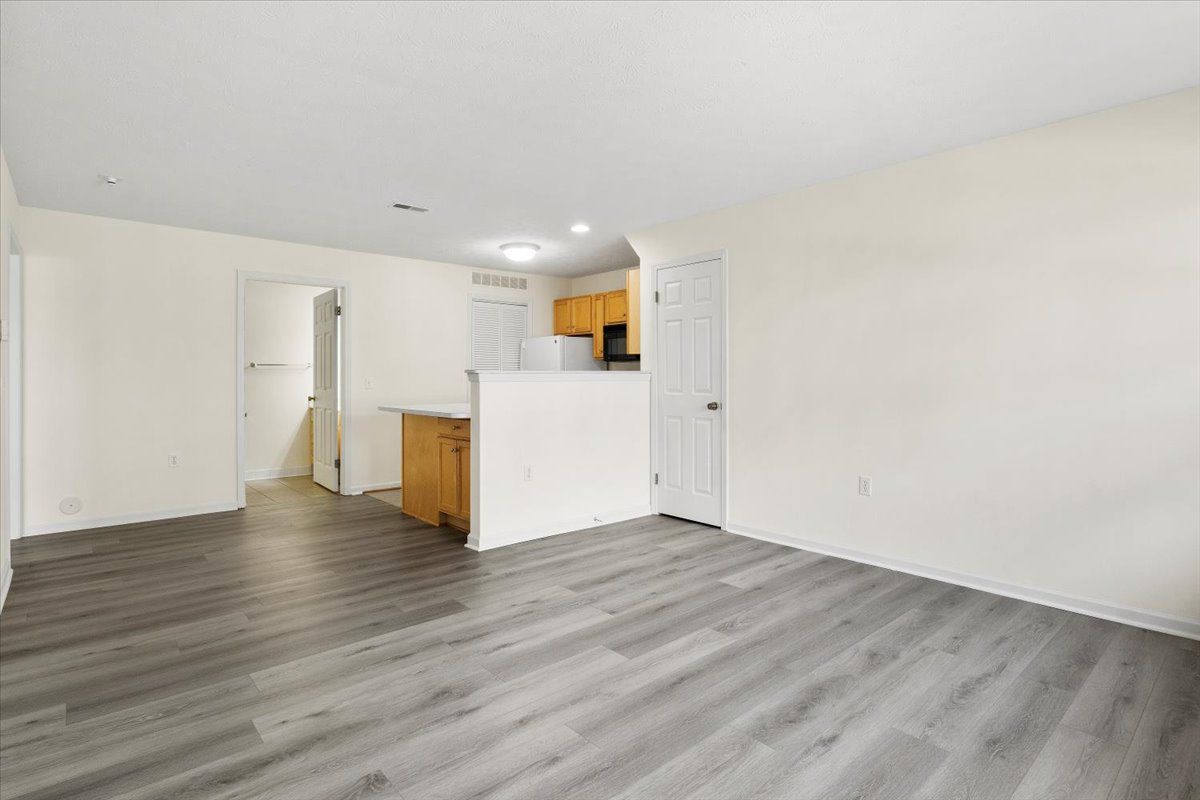 1 bed 1 bath apartment photo gallery