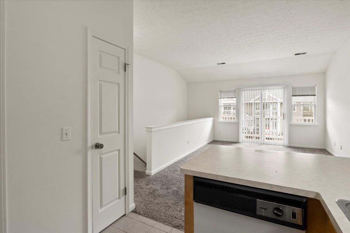 2 bed 2 1/2 bath photo gallery