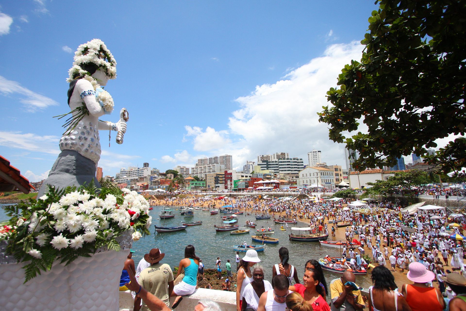 Festa de Iemanjá Salvador Brazil Rio Vermelho February offerings