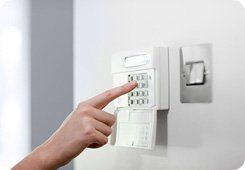 PC-Based Access Controls - Newcastle, Stoke-on-Trent - UK Security & Fire Systems -  Digital Alarm Machines