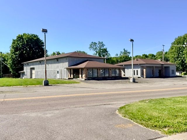 CANFIELD CONDO FOR AUCTION SALE