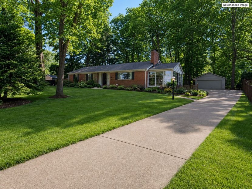 CANFIELD CONDO FOR AUCTION SALE