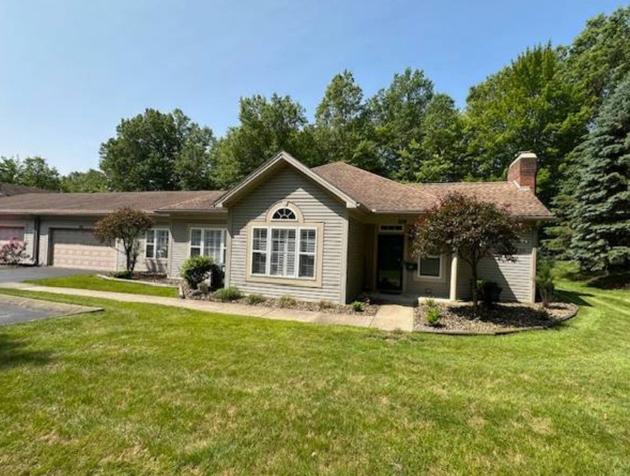 CANFIELD CONDO FOR AUCTION SALE