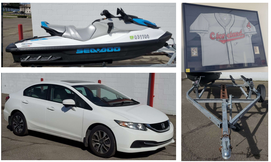 CANFIELD CONDO FOR AUCTION SALE