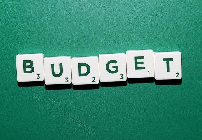 Managing Your Money Budgeting And Saving - relocation