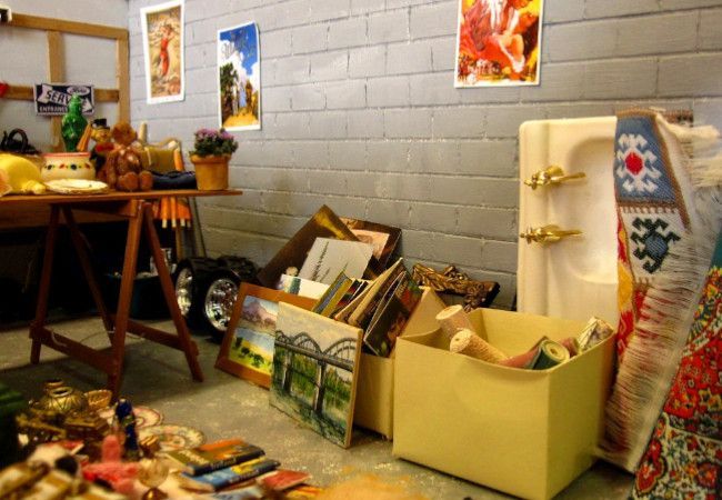 Sell Your Old Furniture At A Garage Sale - relocation