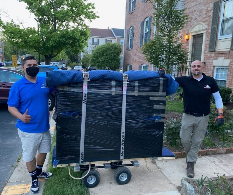 Benefits Of Hiring Professional Movers Near You