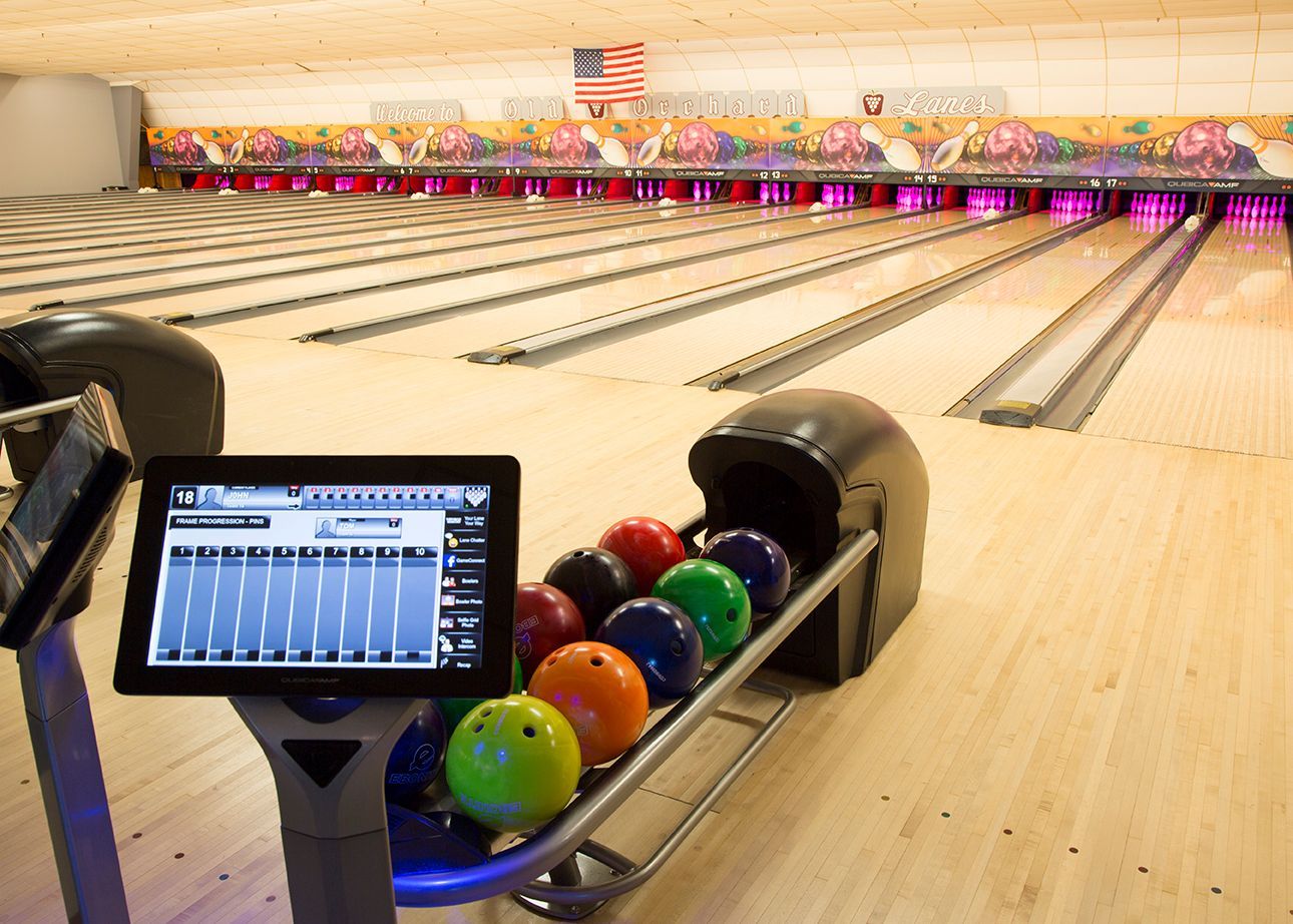 old-orchard-lanes-bowling