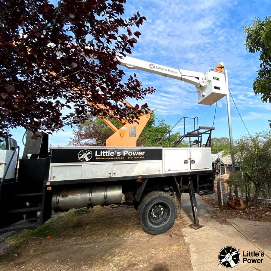 Installing Private Pole And New 3 Phase Aerial For A House In Moloing — Little’s Power in Orange, NSW