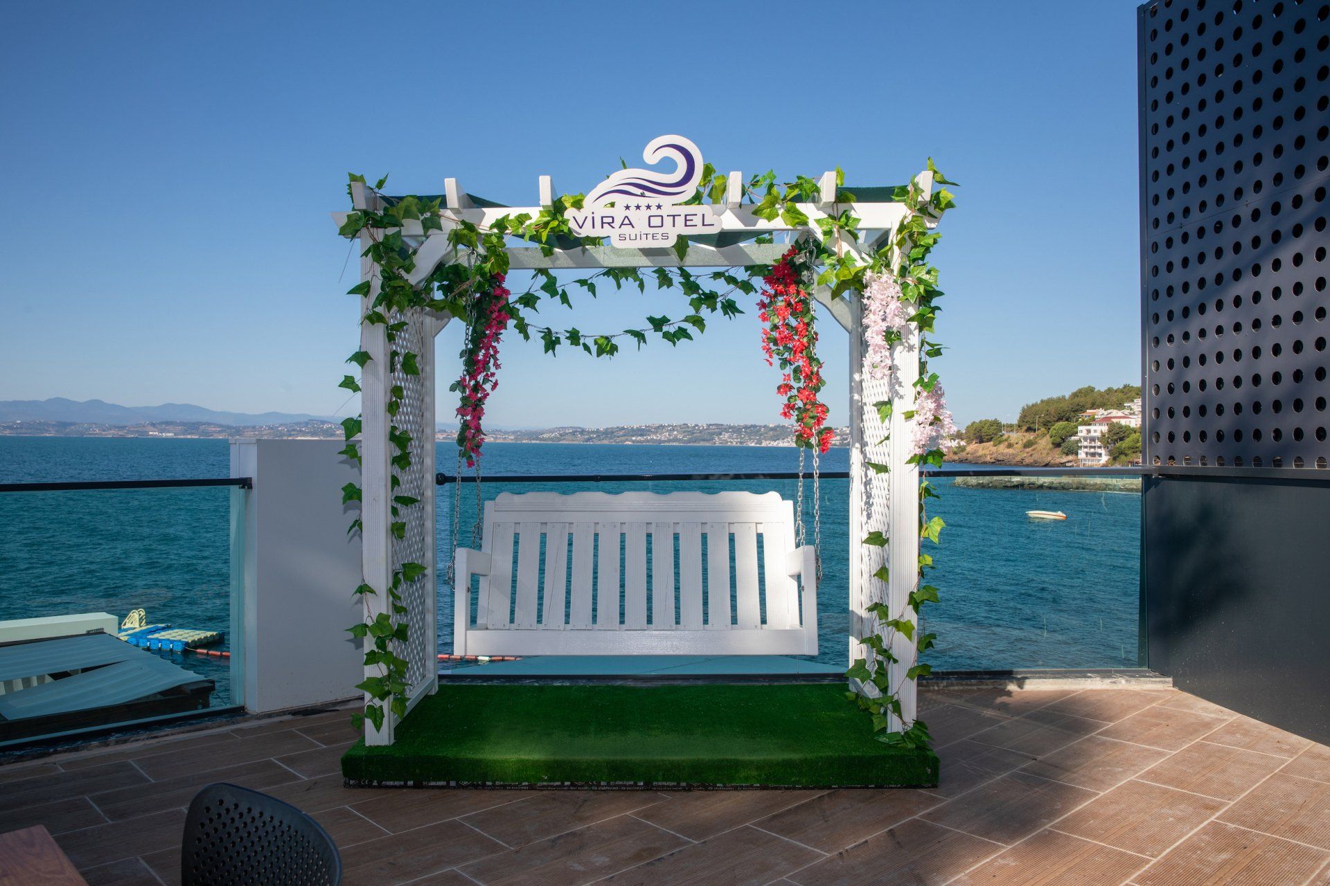 Vira Otel Suites | Pool