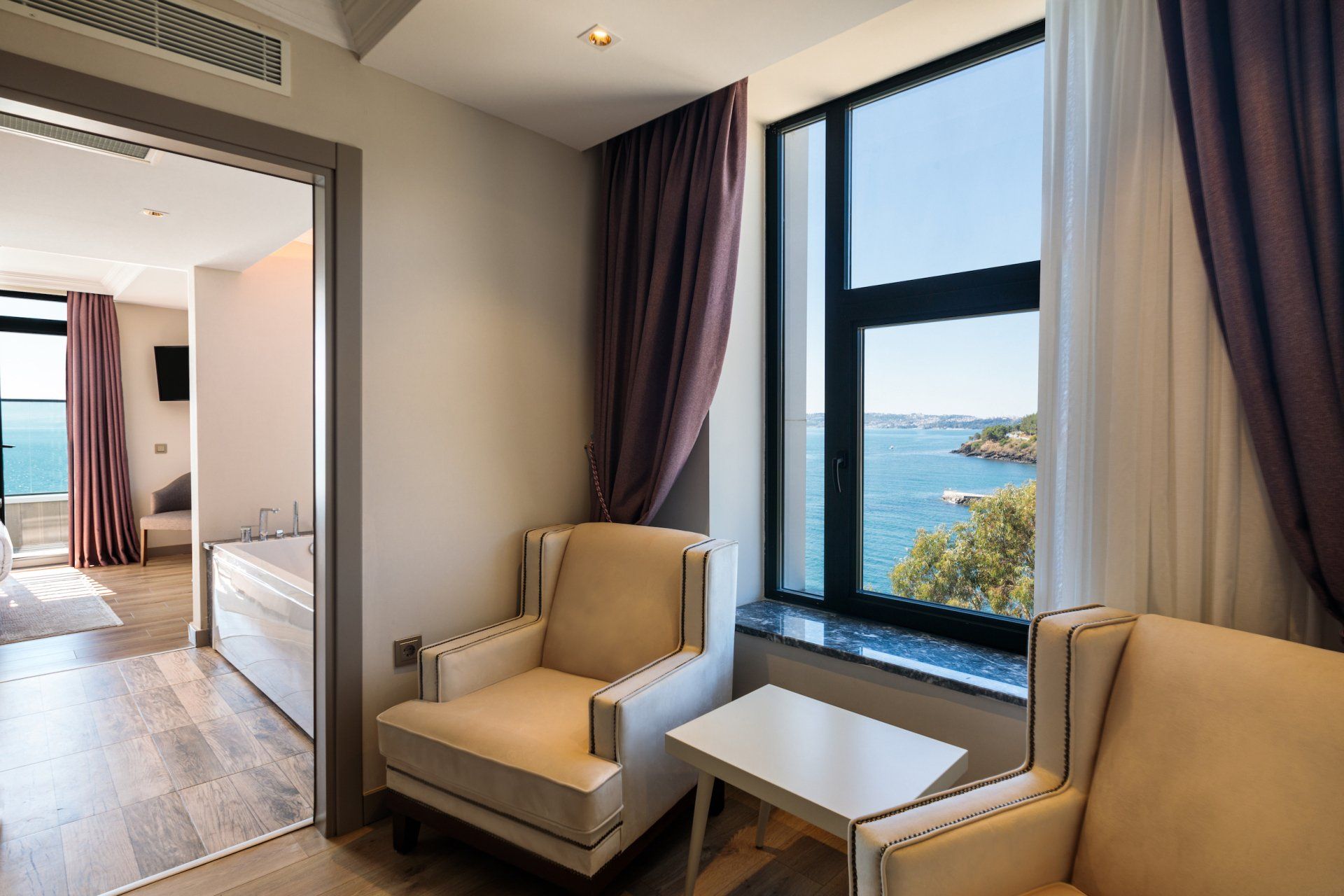Vira Otel Suites Sinop, King Süit, oturma odası