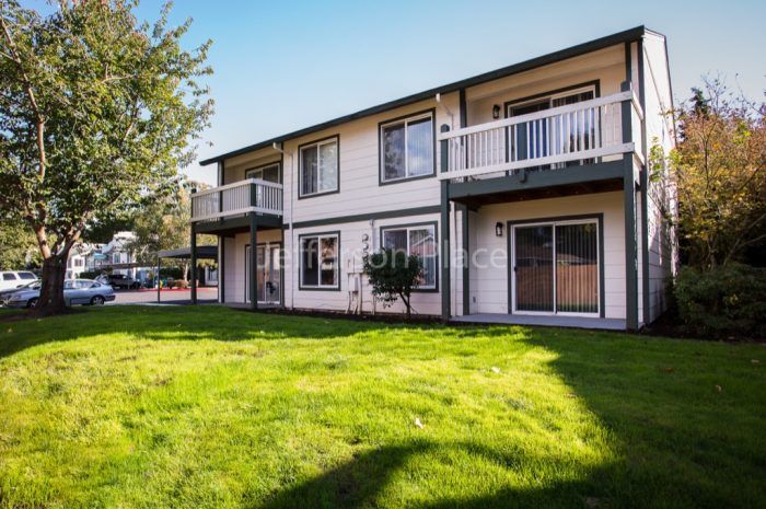 Jefferson Place exterior