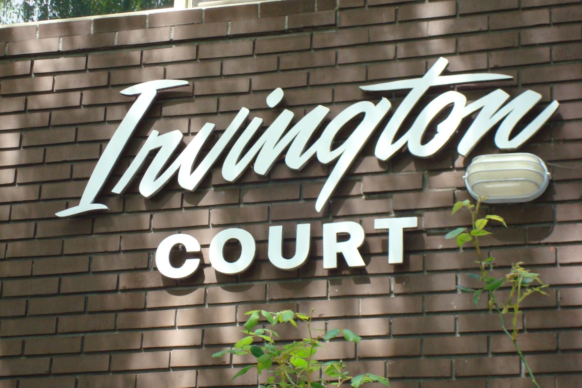 Irvington Court sign