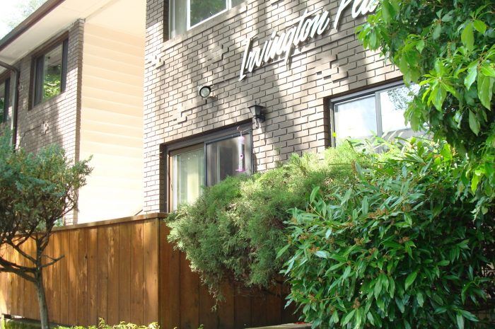 Irvington Plaza Exterior